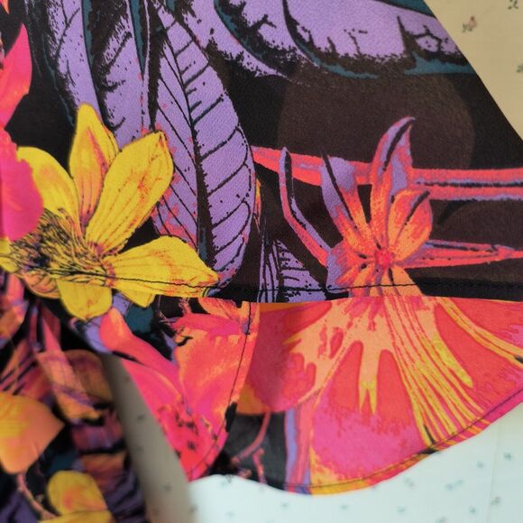 Beautiful by Lawrence Zarian 2X Top Paradise Tropical Multicolor Tiered Floral - Picture 4 of 15